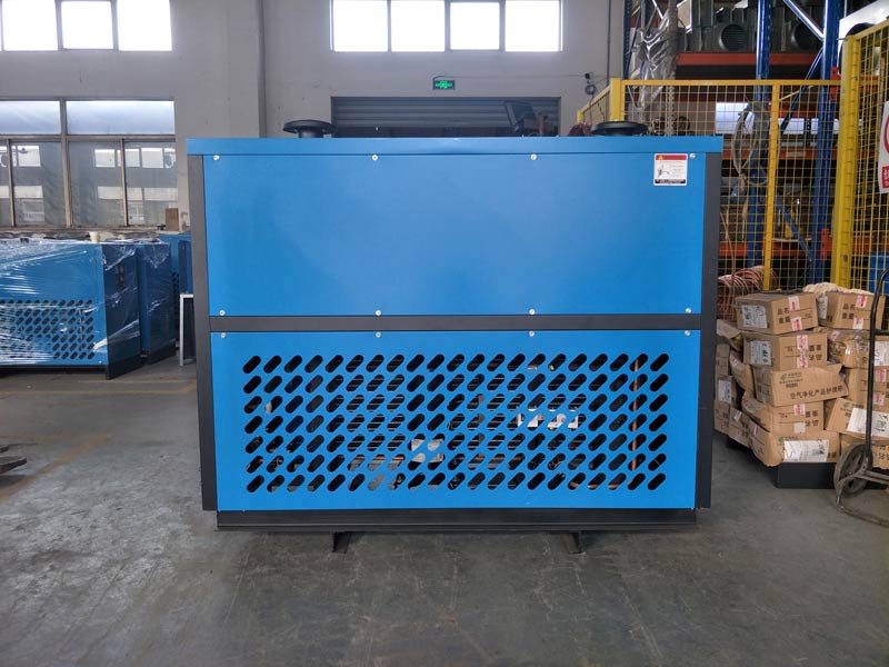 蒸發溫度是隨蒸發壓力增高而升高的,引起蒸發壓力增高的原因有以下幾種