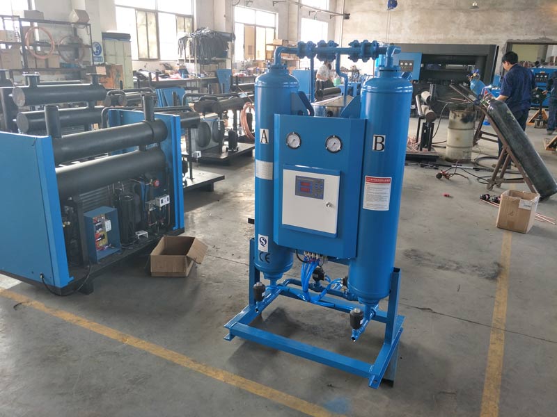 吸附干燥機(jī)的維護(hù)保養(yǎng)應(yīng)該怎么做?